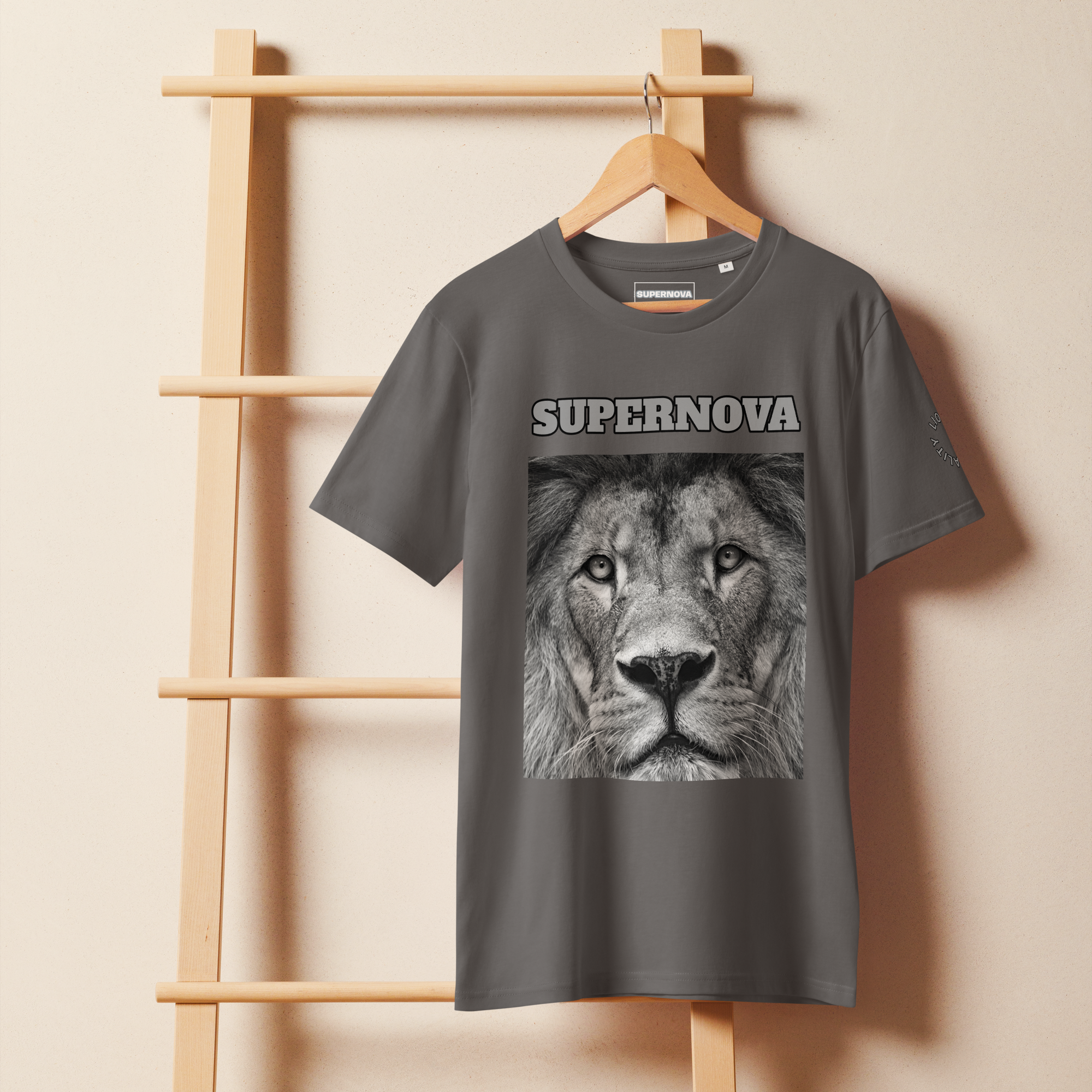 SUPER NOVA LION Unisex organic mid-light t-shirt